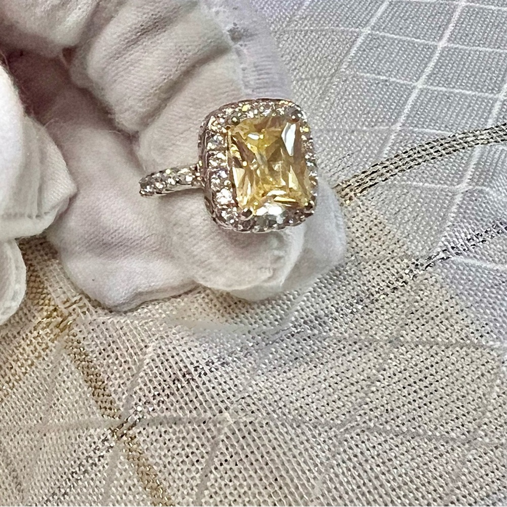 Ross-Simons Canary Yellow CZ Diamond Ring Size 5